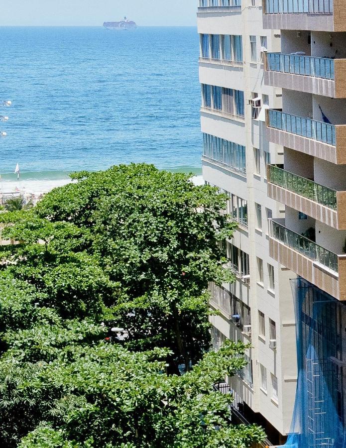 Vista Lateral Mar Copacabana Rio de Janeiro Bagian luar foto
